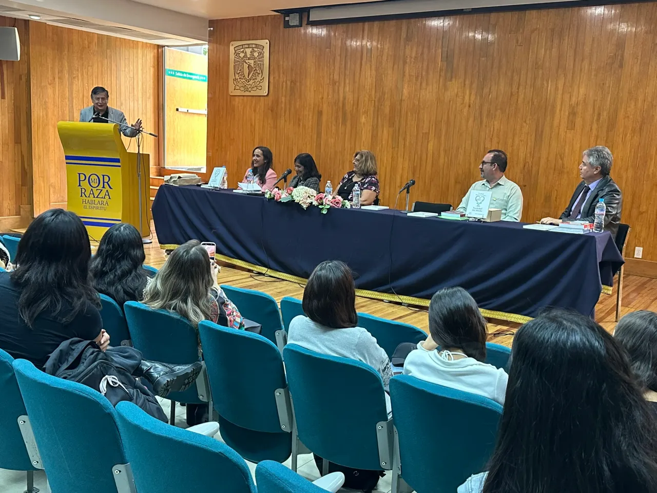 Sociedad del afecto: conjunción de la filosofía, política, psicología y humanismo